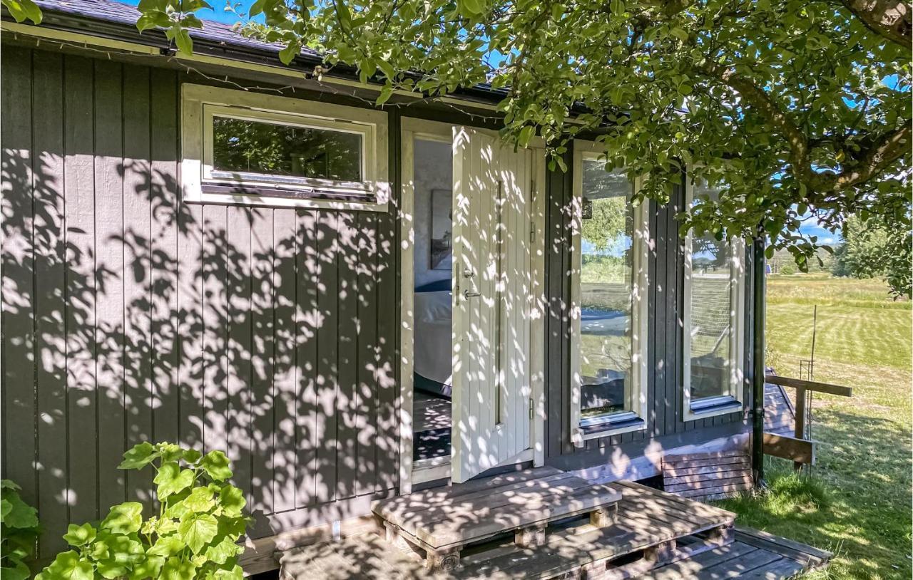 1 Bedroom Nice Home In Varberg Exteriör bild